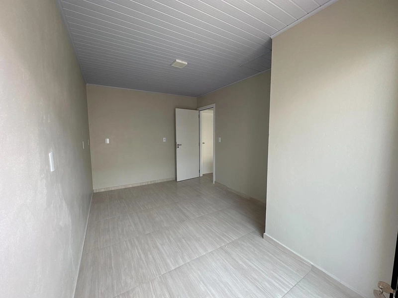 ALUGA SOBRADO GEMINADO no BAIRRO SERRA ALTA – Vorlene Negócios Imobiliários: 11ª foto da galeria de imagens do imóvel
