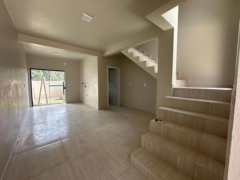 ALUGA SOBRADO GEMINADO no BAIRRO SERRA ALTA – Vorlene Negócios Imobiliários: 2ª foto da galeria de imagens do imóvel