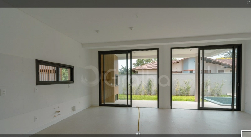 CASA COM 4 SUITES NO ALAMEDA CACUPE: 2ª foto da galeria de imagens do imóvel