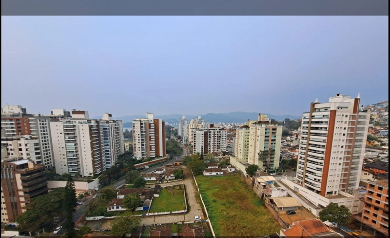 Cobertura duplex com 3 suítes na Agronômica: 16ª foto da galeria de imagens do imóvel