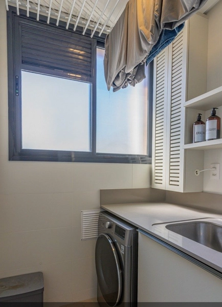 Apartamento com 87m² e 2 suítes na Agronômica: 4ª foto da galeria de imagens do imóvel