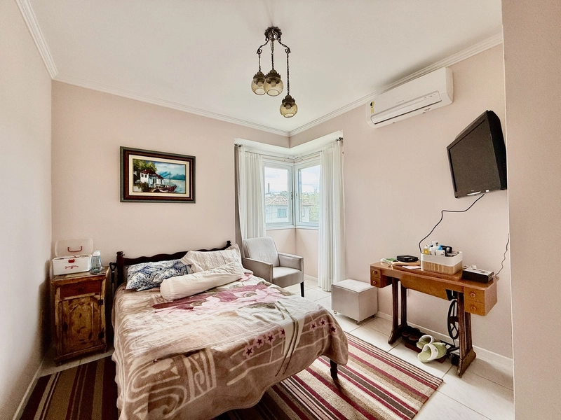 Casa de 295m² com 3 suítes em Cacupé em condomínio fechado: 28ª foto da galeria de imagens do imóvel