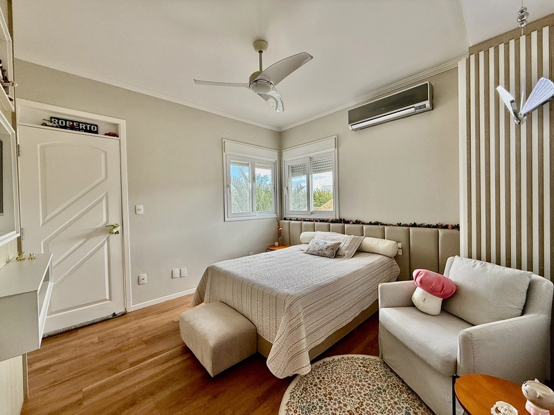 Casa de 295m² com 3 suítes em Cacupé em condomínio fechado: 27ª foto da galeria de imagens do imóvel