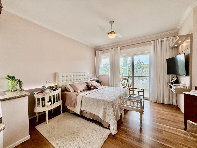 Casa de 295m² com 3 suítes em Cacupé em condomínio fechado: 16ª foto da galeria de imagens do imóvel