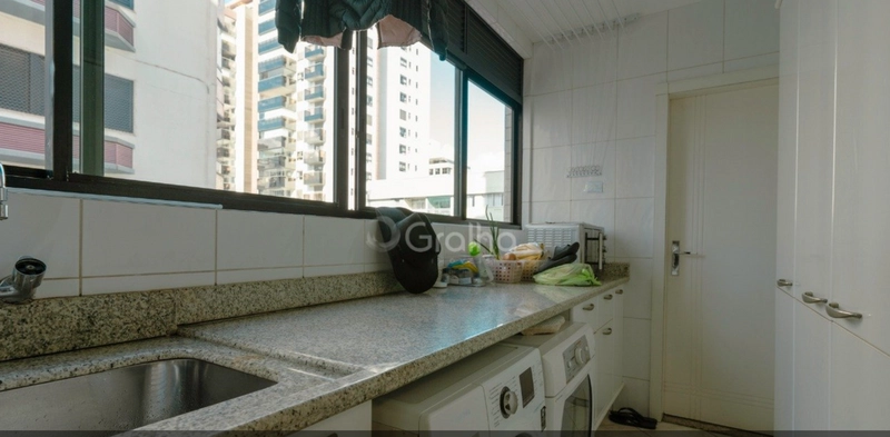 Apartamento de 215 m² com 3 quartos sendo 1 suíte no Centro: 14ª foto da galeria de imagens do imóvel