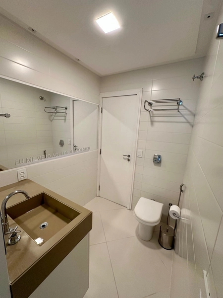 Apartamento com vista mar permanente na Beiramar Norte: 9ª foto da galeria de imagens do imóvel
