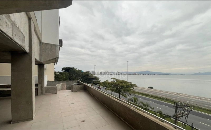 Apartamento com vista mar permanente na Beiramar Norte: 15ª foto da galeria de imagens do imóvel