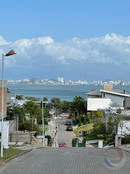 Lote em Condomínio fechado de luxo no Cacupé: 10ª foto da galeria de imagens do imóvel