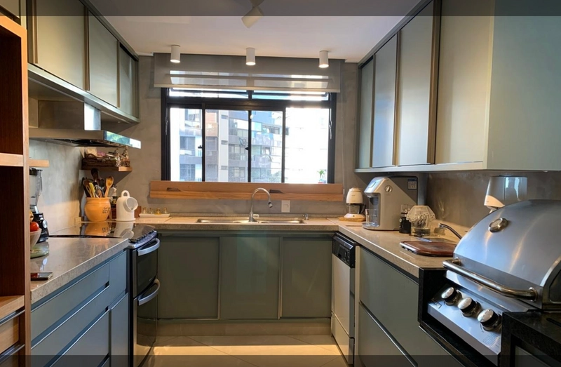 Apartamento Alto Padrão com 4 dorms no bairro Agronômica: 22ª foto da galeria de imagens do imóvel