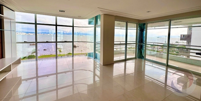 Apartamento com 4 suítes na Beiramar Norte: 1ª foto da galeria de imagens do imóvel