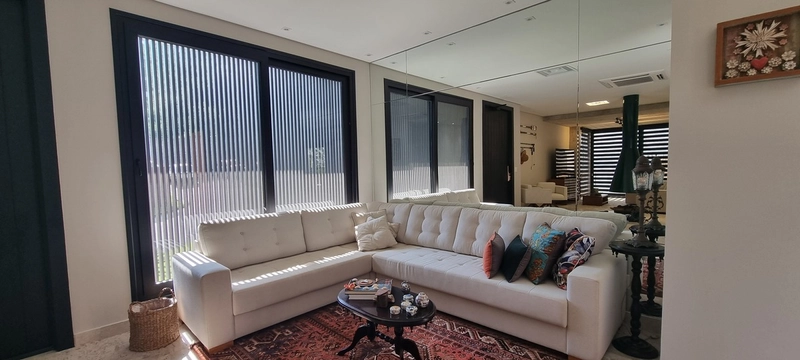 Casa em Condomínio fechado no Cacupé: 3ª foto da galeria de imagens do imóvel
