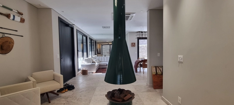Casa em Condomínio fechado no Cacupé: 4ª foto da galeria de imagens do imóvel