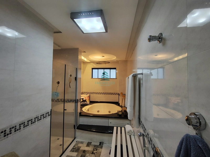 APARTAMENTO DE ALTO PADRÃO COM VISTA MAR, MARINA E MOLHES DE ITAJAÍ NO BAIRRO FAZENDA: 1ª foto da galeria de imagens do imóvel