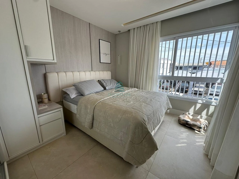 SOBRADO TRIPLEX MOBILIADO : 1ª foto da galeria de imagens do imóvel