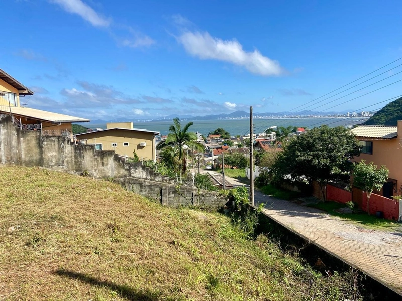 TERRENO COM VISTA PARA O MAR NA PRAIA DE SÃO MIGUEL - PENHA/SC: 7ª foto da galeria de imagens do imóvel
