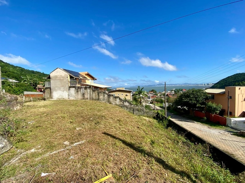 TERRENO COM VISTA PARA O MAR NA PRAIA DE SÃO MIGUEL - PENHA/SC: 9ª foto da galeria de imagens do imóvel