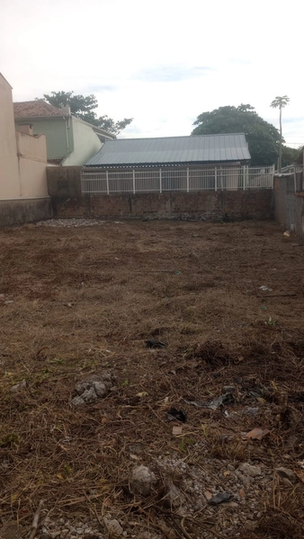 ***TERRENO NA QUADRA DO MAR***: 4ª foto da galeria de imagens do imóvel