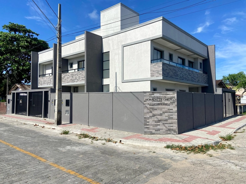 SOBRADO PRONTO PRA MORAR A POUCOS METROS DA PRAIA: 1ª foto da galeria de imagens do imóvel