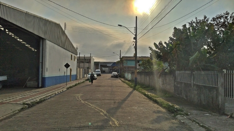 ***SOBRADO GEMINADO NO CENTRO***: 6ª foto da galeria de imagens do imóvel