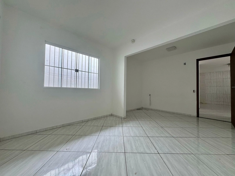 CASA NO CENTRO DE NAVEGANTES/SC: 10ª foto da galeria de imagens do imóvel