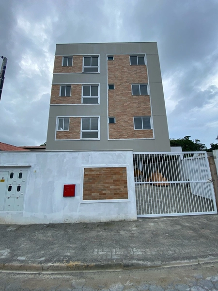 ***APARTAMENTOS NA MEIA PRAIA***: 4ª foto da galeria de imagens do imóvel