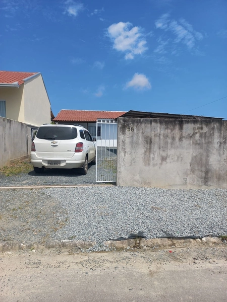 ACONCHEGANTE CASA NA PENHA A POUCOS METROS DO MAR: 2ª foto da galeria de imagens do imóvel