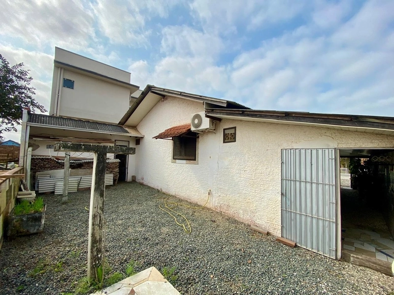 CASA MISTA EM ITAJUBA - BARRA VELHA: 2ª foto da galeria de imagens do imóvel