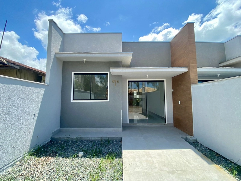 CASA GEMINADA PRONTO PRA MORAR - MEIA PRAIA: 2ª foto da galeria de imagens do imóvel