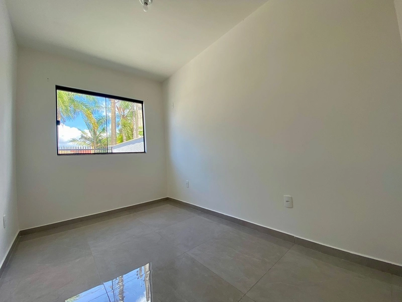 CASA GEMINADA PRONTO PRA MORAR - MEIA PRAIA: 10ª foto da galeria de imagens do imóvel