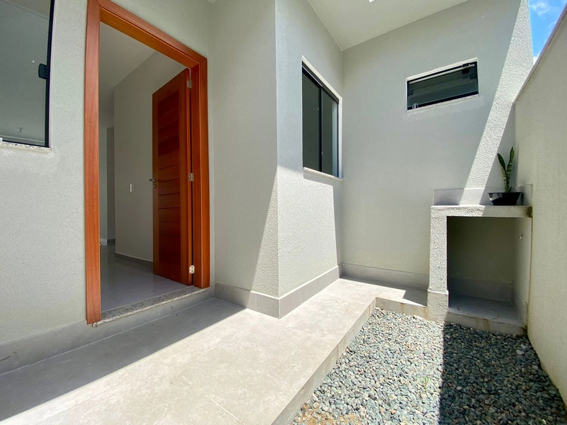 CASA GEMINADA PRONTO PRA MORAR - MEIA PRAIA: 8ª foto da galeria de imagens do imóvel