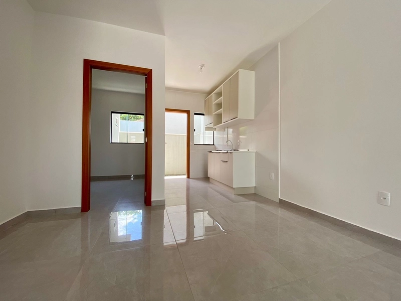 CASA GEMINADA PRONTO PRA MORAR - MEIA PRAIA: 13ª foto da galeria de imagens do imóvel