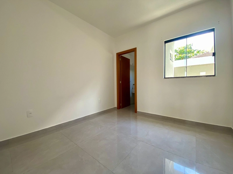 CASA GEMINADA PRONTO PRA MORAR - MEIA PRAIA: 12ª foto da galeria de imagens do imóvel