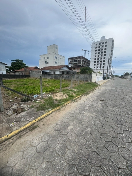 TERRENO NO CENTRO DE NAVEGANTES: 3ª foto da galeria de imagens do imóvel