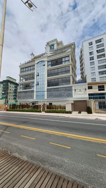 ***APARTAMENTO FRENTE MAR DIFERENCIADO NO GRAN PALAZZO***: 1ª foto da galeria de imagens do imóvel