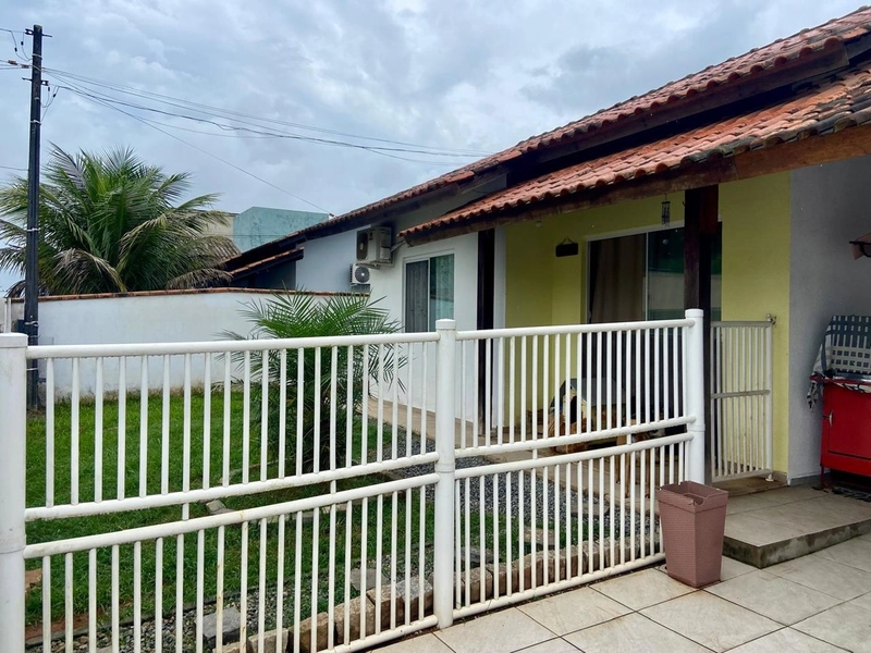 Casa Averbada com Piscina / Meia Praia - Navegantes/SC: 1ª foto da galeria de imagens do imóvel