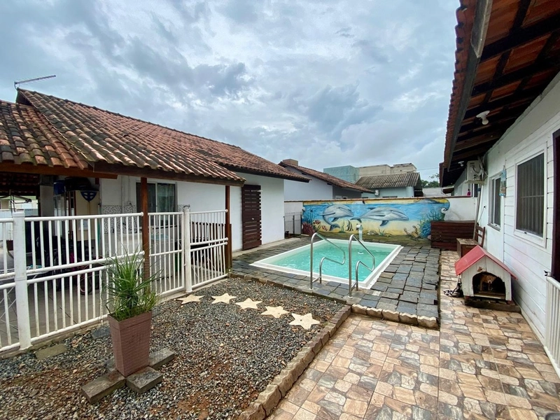 Casa Averbada com Piscina / Meia Praia - Navegantes/SC: 21ª foto da galeria de imagens do imóvel