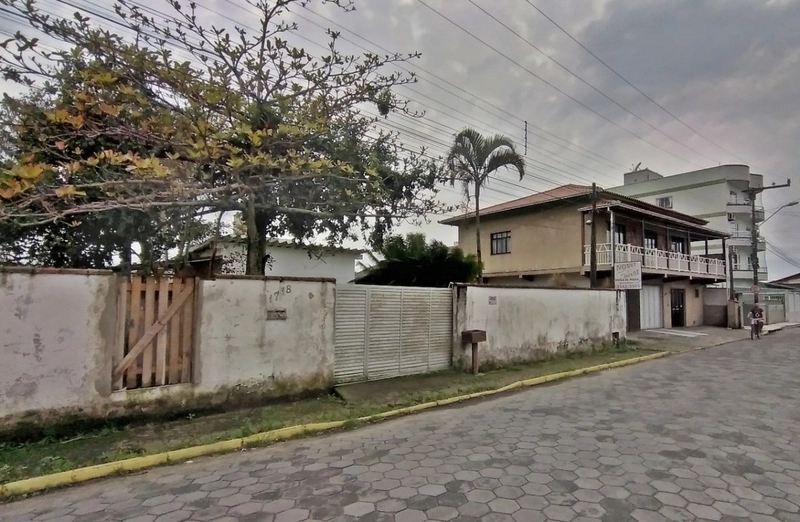 ***TERRENO NO CENTRO DE NAVEGANTES***: 3ª foto da galeria de imagens do imóvel