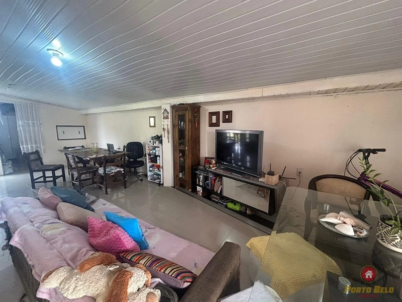 CASA BEM LOCALIZADA: 11ª foto da galeria de imagens do imóvel