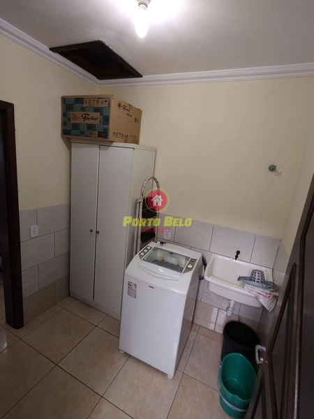Linda casa com piscina apenas 100 metros do mar!: 19ª foto da galeria de imagens do imóvel