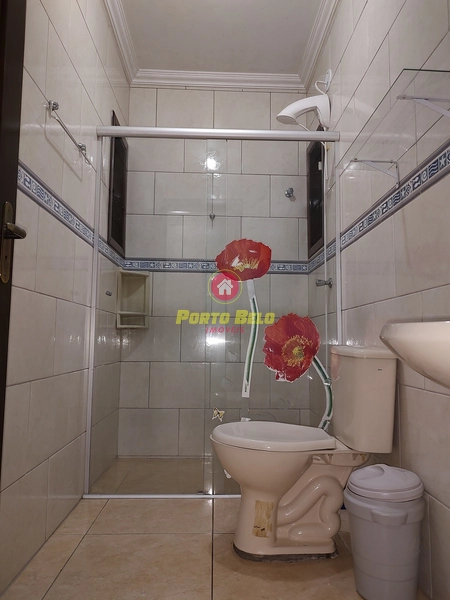 Linda casa com piscina apenas 100 metros do mar!: 18ª foto da galeria de imagens do imóvel