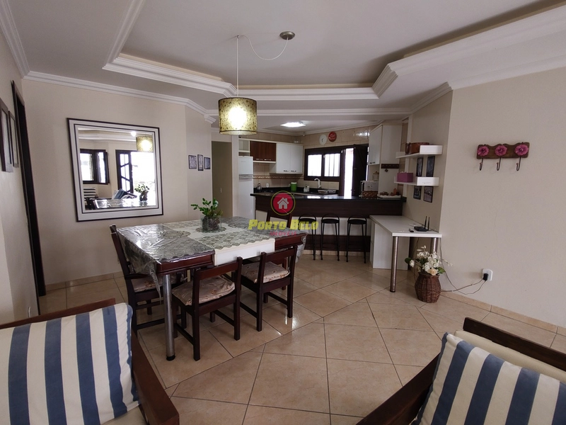 Linda casa com piscina apenas 100 metros do mar!: 7ª foto da galeria de imagens do imóvel
