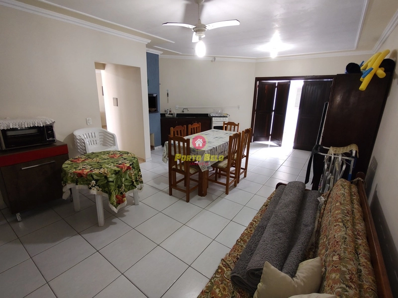Linda casa com piscina apenas 100 metros do mar!: 16ª foto da galeria de imagens do imóvel