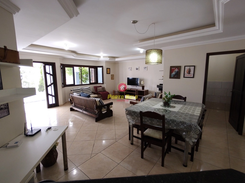 Linda casa com piscina apenas 100 metros do mar!: 6ª foto da galeria de imagens do imóvel