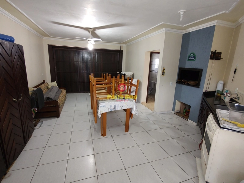 Linda casa com piscina apenas 100 metros do mar!: 15ª foto da galeria de imagens do imóvel