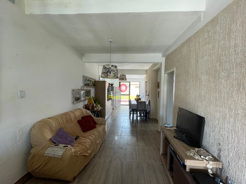 SOBRADO COM 2 CASAS INDEPENDENTES!: 9ª foto da galeria de imagens do imóvel