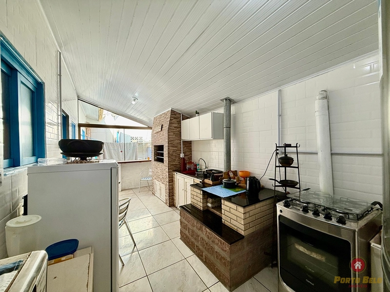 CASA EM LAJE 200M DA PRAIA: 10ª foto da galeria de imagens do imóvel