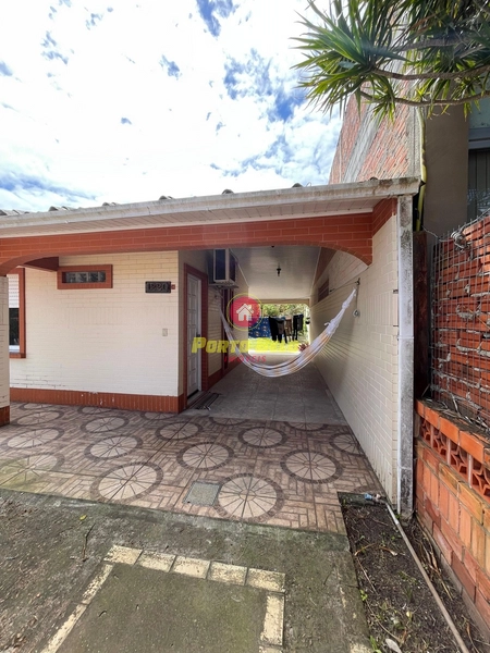 CASA NA AVENIDA SAQUAREMA EM ATLÂNTIDA SUL OPORTUNIDADE!!!: 8ª foto da galeria de imagens do imóvel