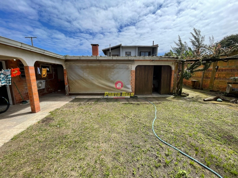 CASA NA AVENIDA SAQUAREMA EM ATLÂNTIDA SUL OPORTUNIDADE!!!: 2ª foto da galeria de imagens do imóvel