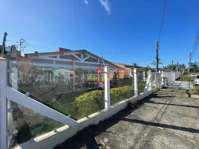 CASA DIFERENCIADA COM DOIS TERRENOS E PISCINA EM ATLÂNTIDA SUL!: 9ª foto da galeria de imagens do imóvel