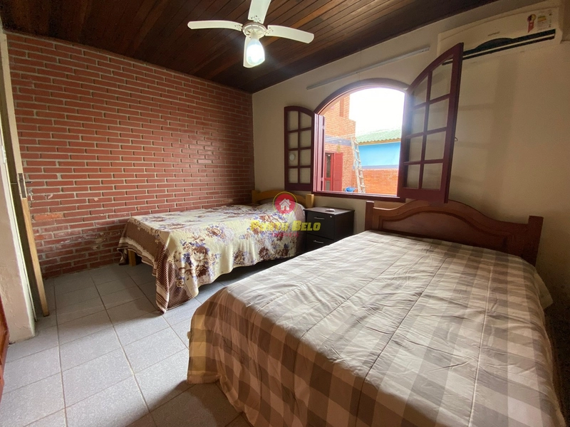 CASA À VENDA EM ATLÂNTIDA SUL: 3ª foto da galeria de imagens do imóvel